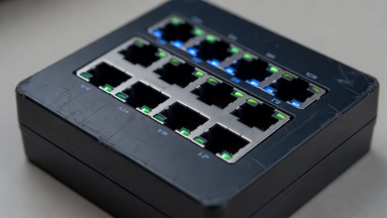 Ubiquiti Switch et Snake : quand la bidouille transforme du matériel pro en console rétro